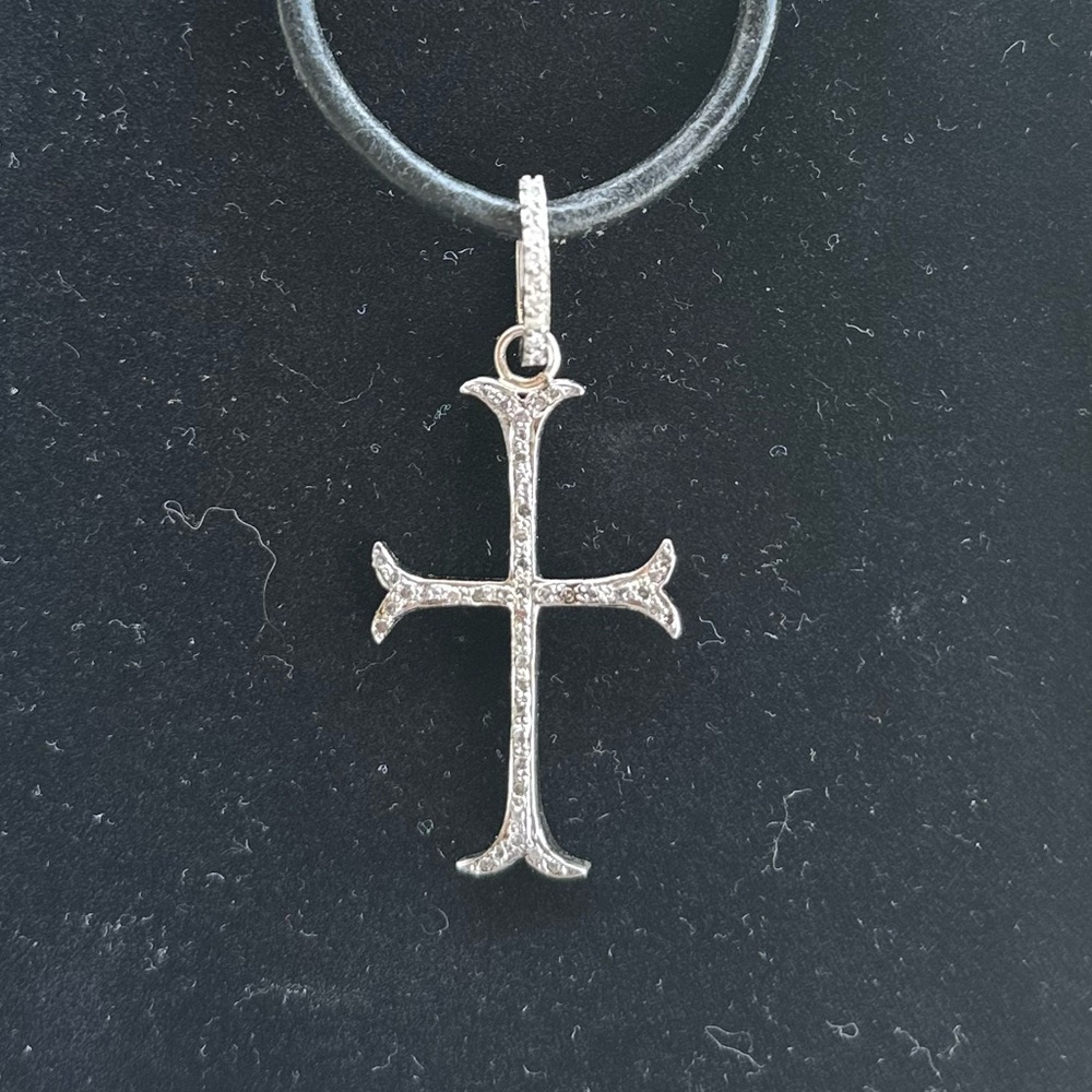 Silver & Diamond Gothic style Cross Pendant